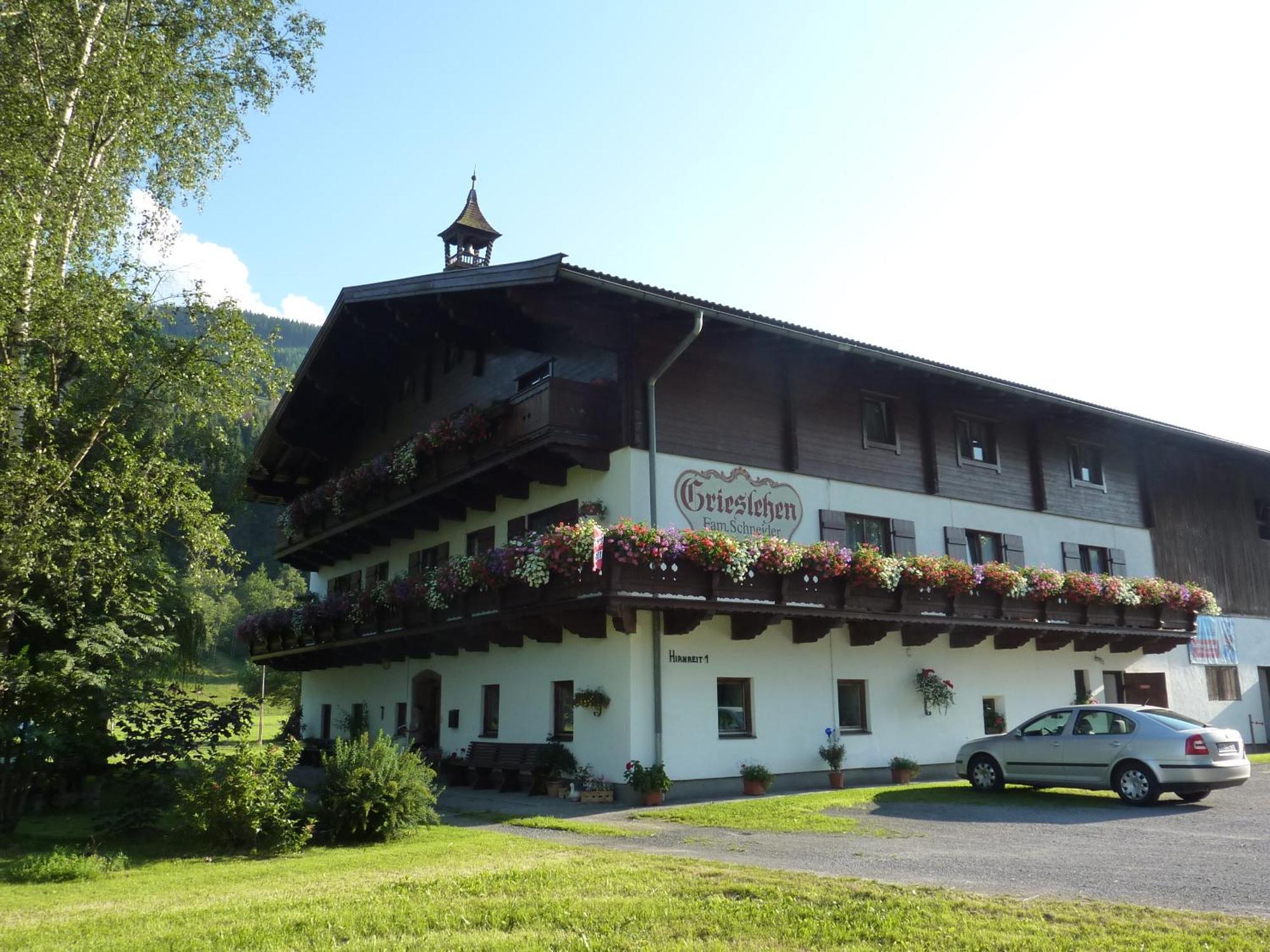 Bauernhof Grieslehen Bed & Breakfast Leogang Exterior foto